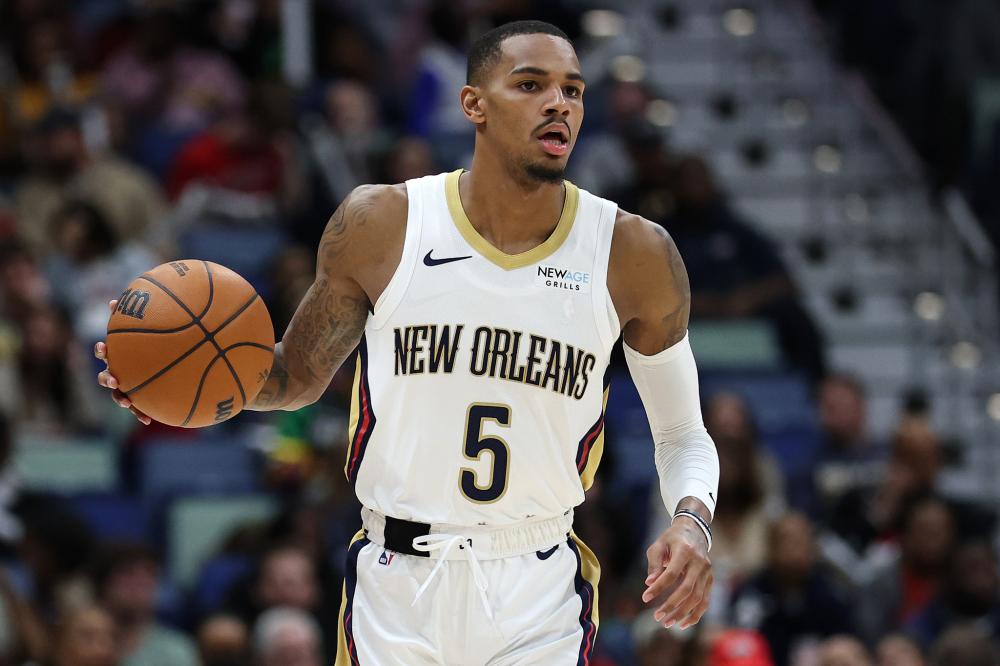 他以敏捷的 他以敏捷的