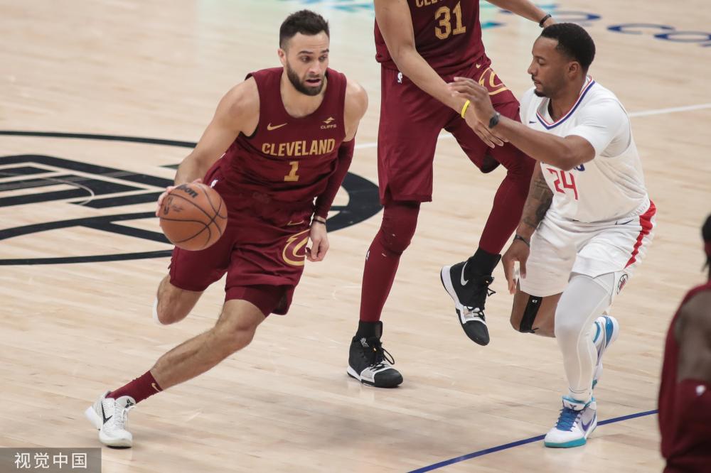 线的穿插跑 线的穿插跑